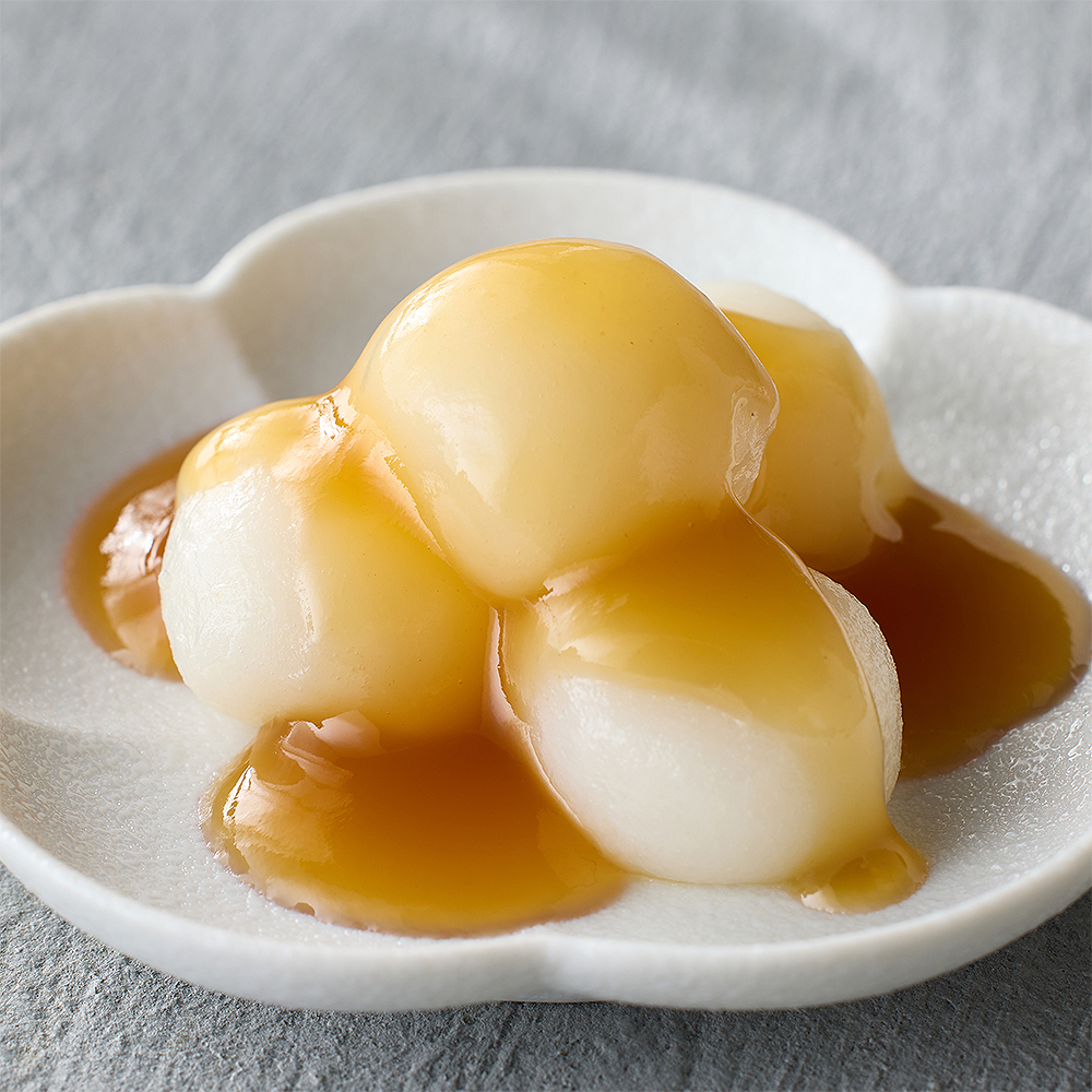 玉翡縁と田玉(ただま)の知り合い、白玉玉のペンダントの様子 玉翡縁と田玉(ただま)の知り合い、白玉玉のペンダントの様子